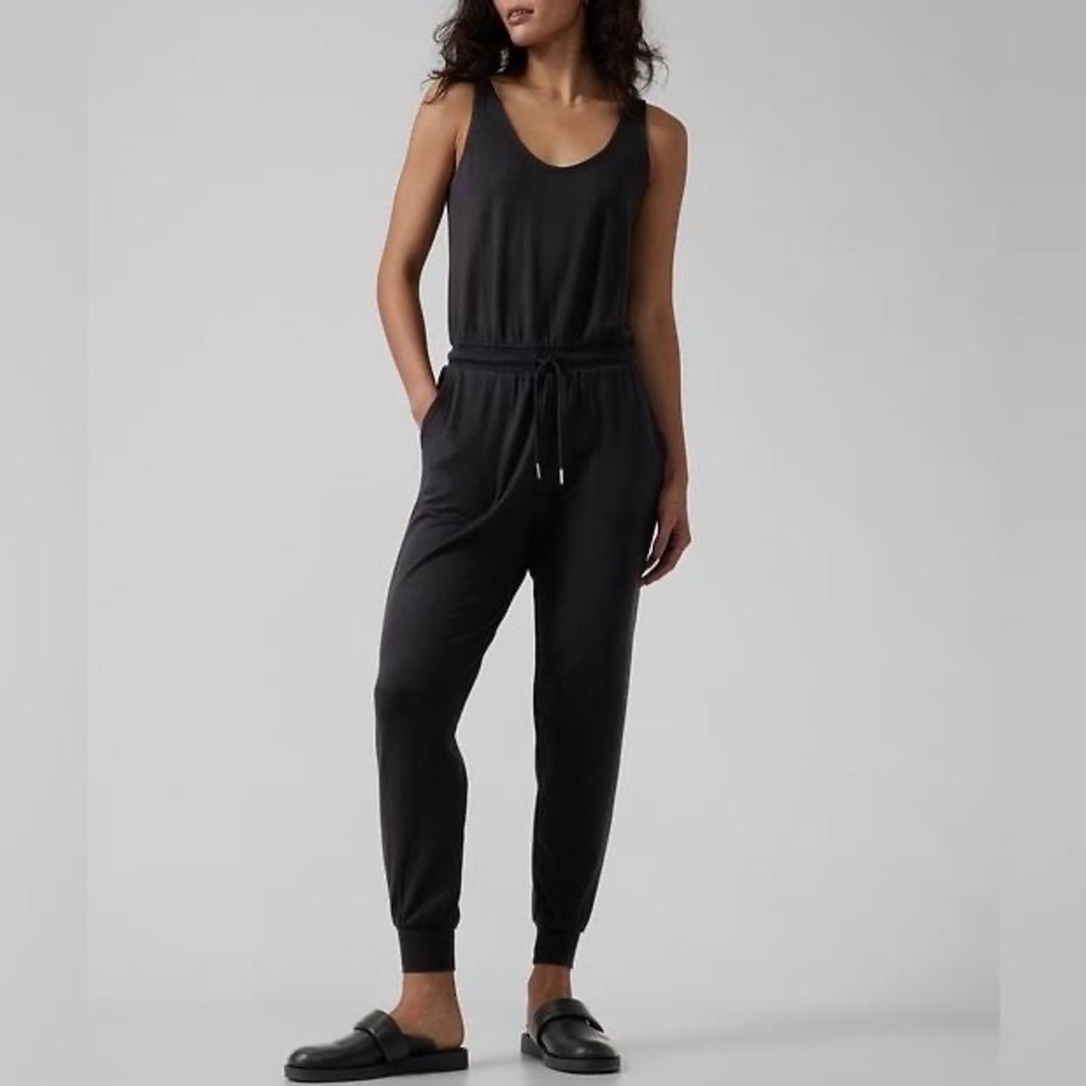30% OFF - NWT Athleta Balance Jumpsuit Size XXS
